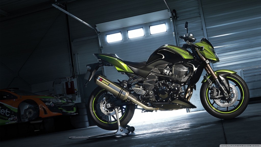 kawasaki_akrapovic-wallpaper-1366x768