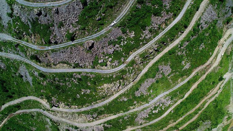 Dünyanın en telikeli yolu 1