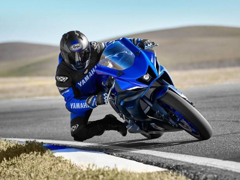 Yamaha Yzf R Motosiklet Sitesi