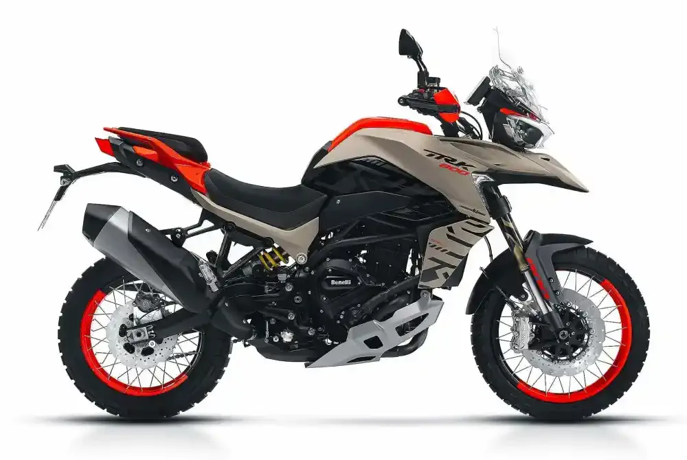 BENELLI TRK 800 2026