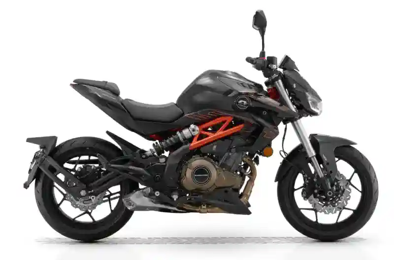 QJMOTOR SRK 400 2026