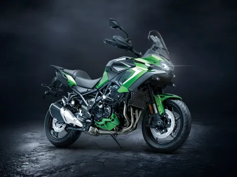 2027 Kawasaki Versys 900 Resmen Tanıtıldı! 122 PS Güç, Çift Radar ve Fiyatlar Açıklandı