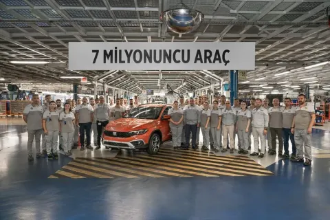 Tofaş 7,5 Milyonuncu Aracını Üretti! Bursa'dan Kuzey Amerika'ya İhracat Yeniden Başlıyor