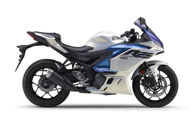 YAMAHA R25 2026
