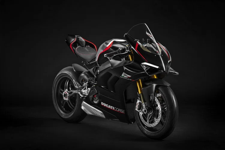 2027 Ducati Panigale V4 SP CARB Belgelerinde Ortaya Çıktı: Ducati’nin Yeni Pist Silahı Geliyor!
