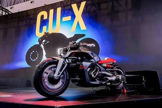 Voge’den Sürpriz Hibrit Motosiklet: CU-X’te Benzinli Motor ve İki Elektrik Motoru Bir Arada