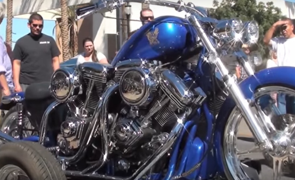 4 Motorlu Harley Gördünüz mü?