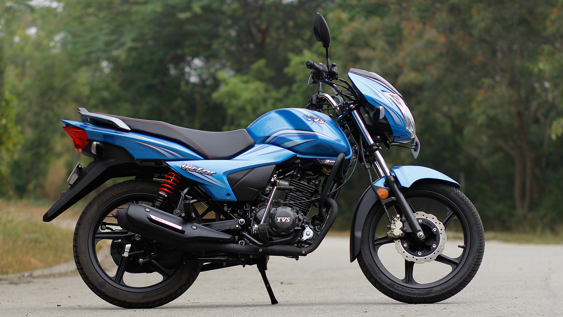 TVS Victor 2016