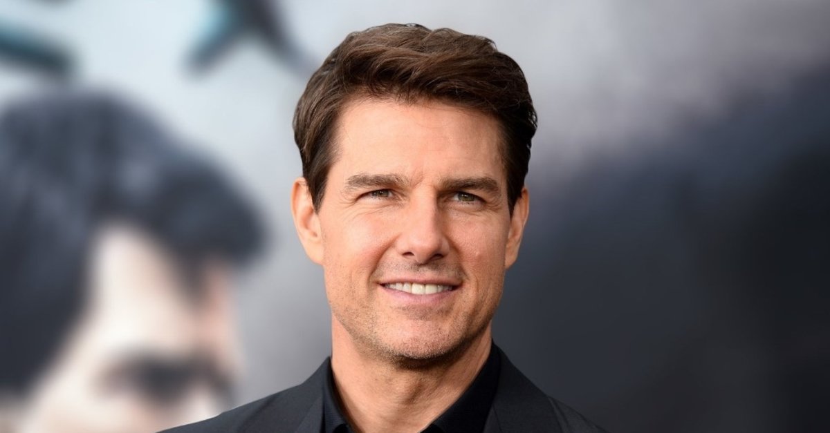 Tom Cruise'a benzeyen adamı gaza getirmeye çalışan motorcu