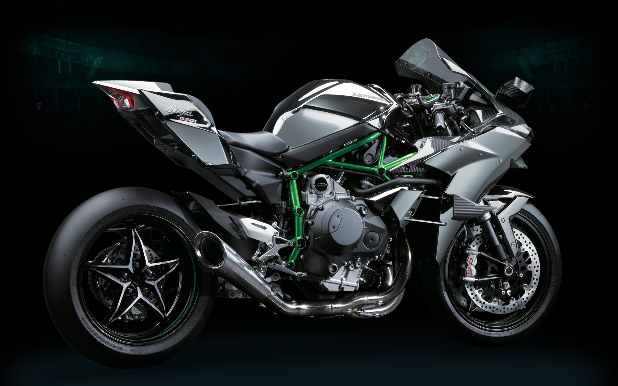 Kawasaki Ninja H2 Karbon MY17 - Official Video