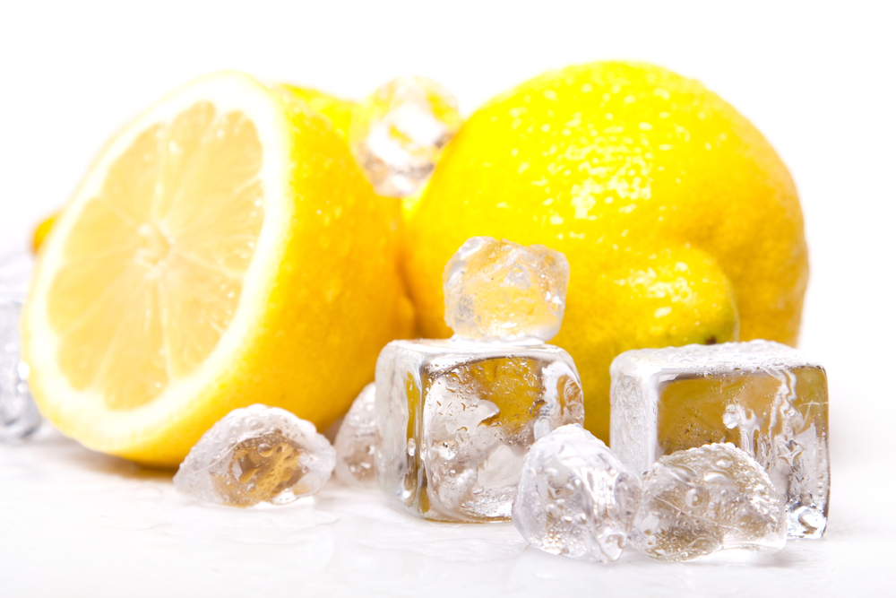 Tüm kış sağlıklı motor sürmek için dondurulmuş limon mucizesinden yararlanın