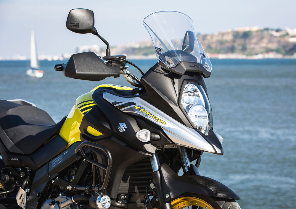 Suzuki V-STROM 650XT Motosiklet almak için 19 neden