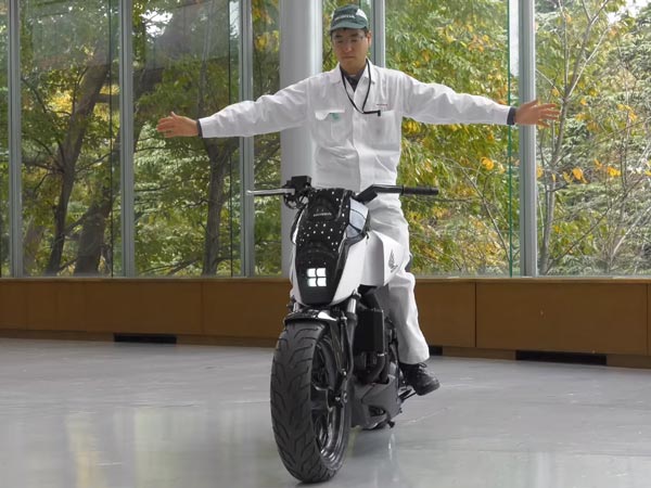 Denge yitirerek düşmek tarih oldu - Honda