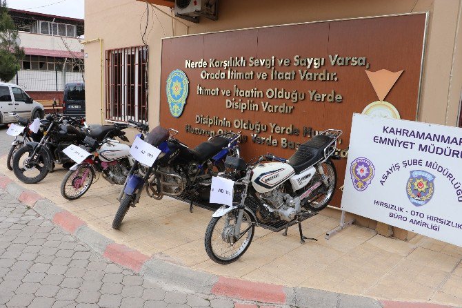 ’100 Liralık’ Motosiklet Şebekesi Yakayı Ele Verdi