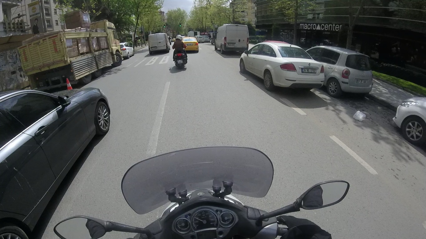 Yeni Motosiklete Başlayanlara Kazasız Durma Bilgileri