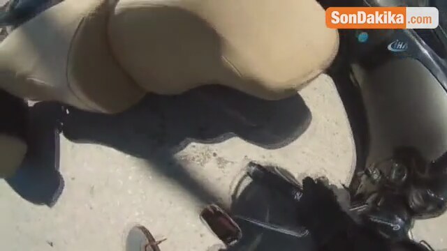 Kadıköy'de Motosiklet Sürücüsü Tabelaya Böyle Çarptı