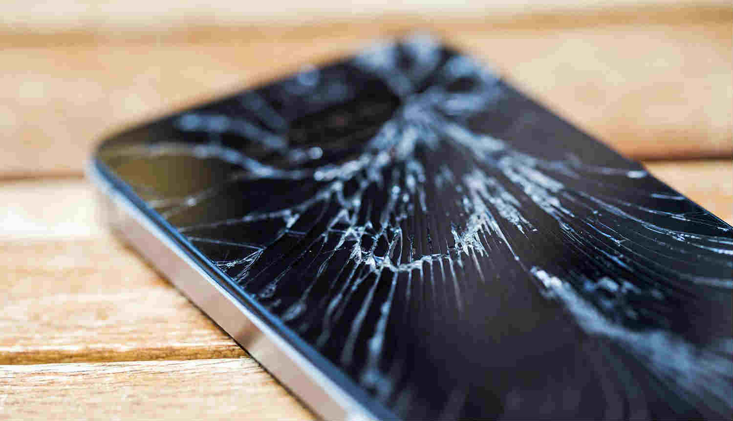 Akıllı Cam ile Telefonların ekranı kendi kendini tamir edecek!
