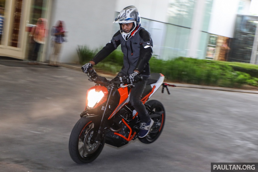 2017 KTM Duke 250 ve Duke 390 Foto Galeri
