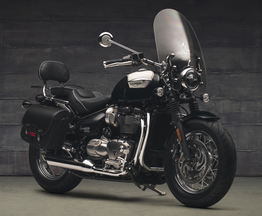 2018 Triumph Speedmaster ve Bobber Dark çıktı