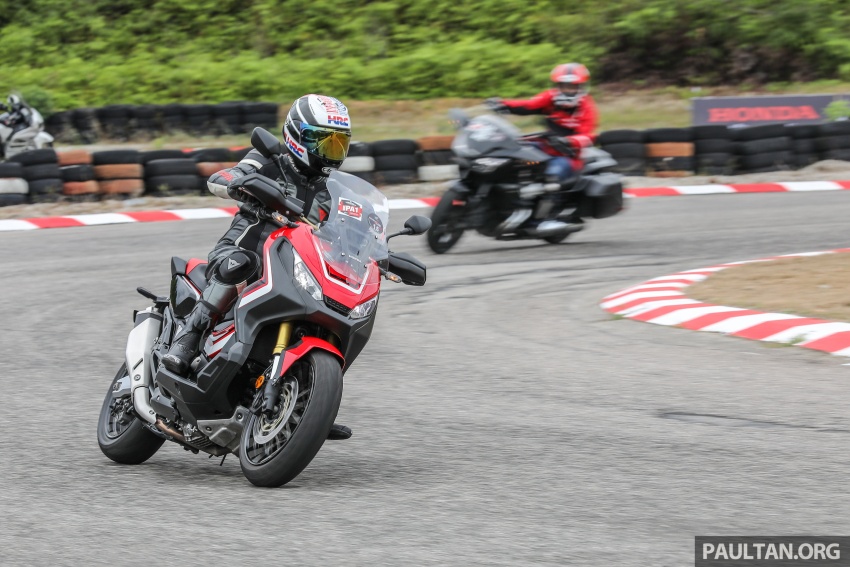 2017 Honda X-ADV adventure scooter ilk sürüş
