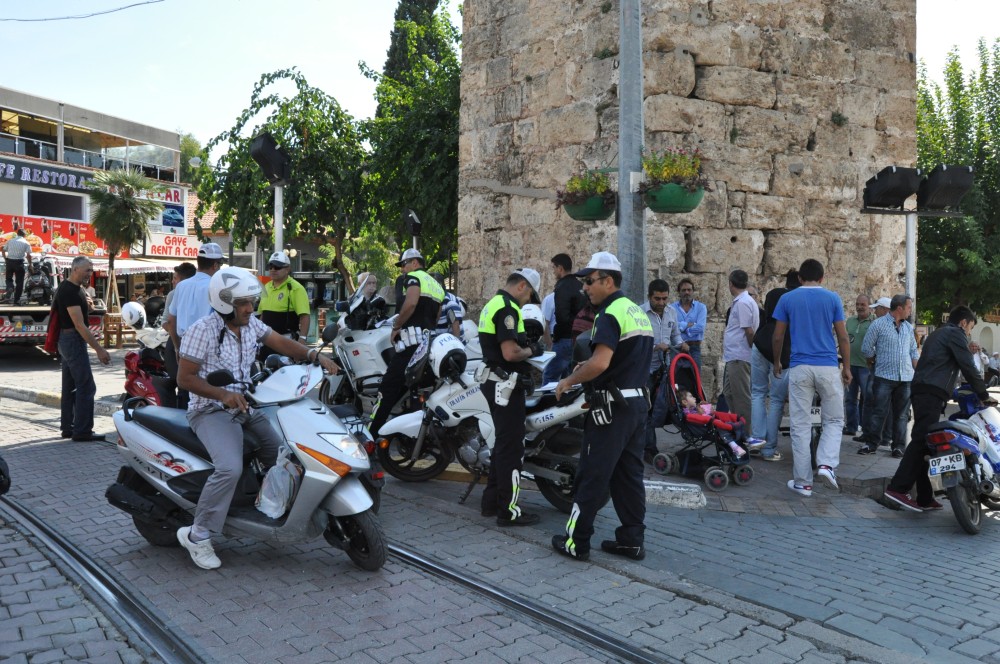 81 İlde Aynı Anda Motosikletlere Denetim