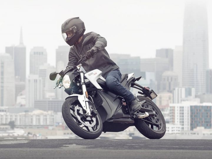Zero Elektrikli Motosiklet 6 Kat Hızlı Şarj Olacak