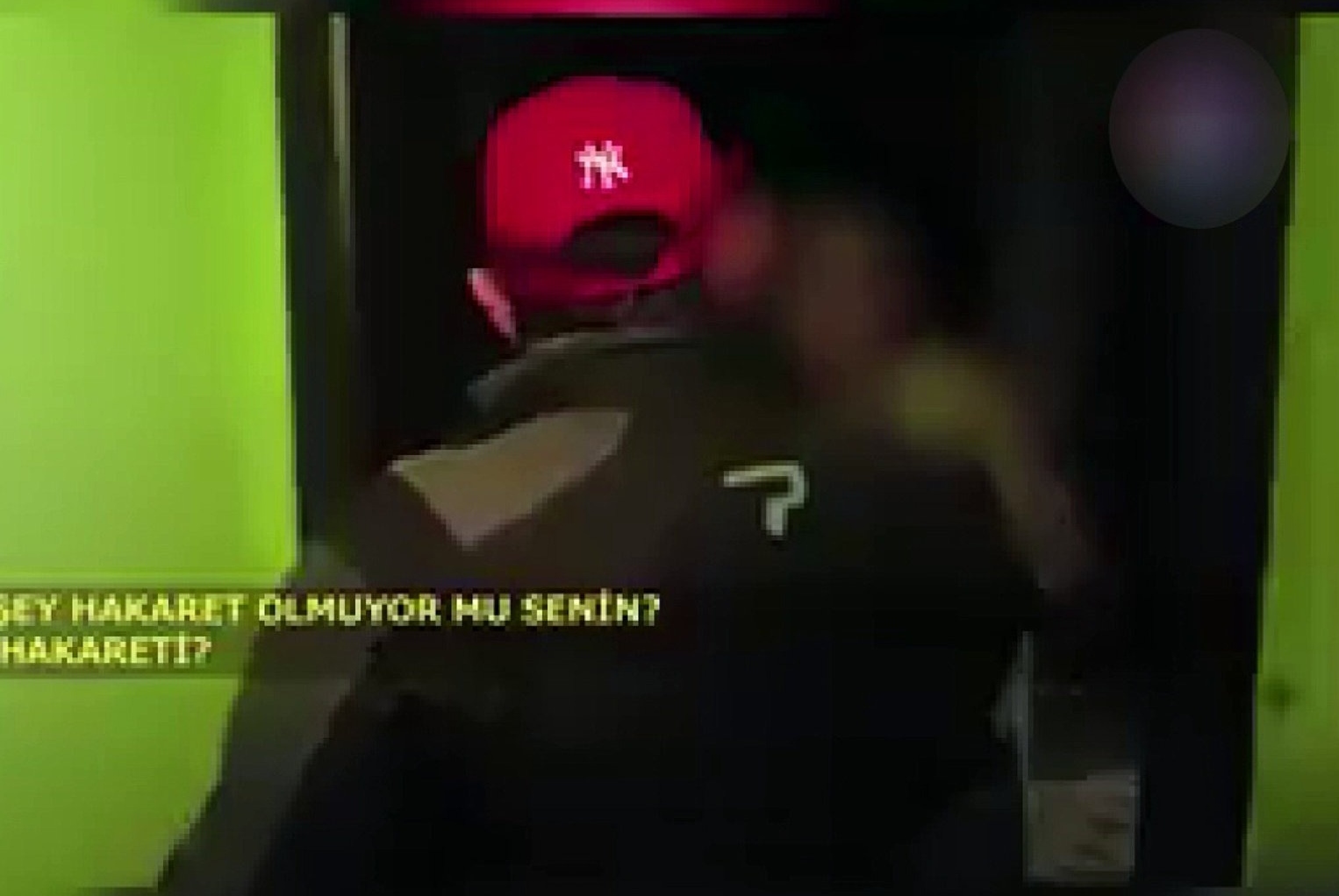 Yemek siparişi getiren kurye, evine zorla girdiği üniversite öğrencisini öldüresiye dövdü