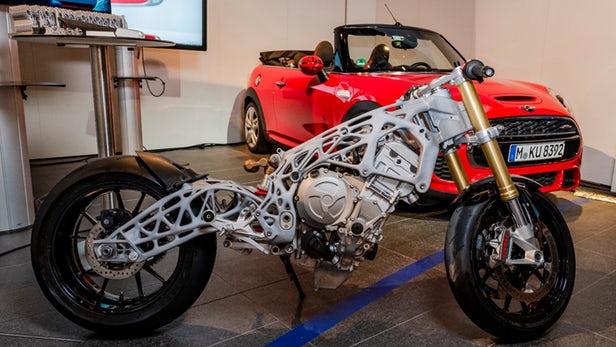 BMW Motosiklet fiyatlarını düşürecek proje peşinde