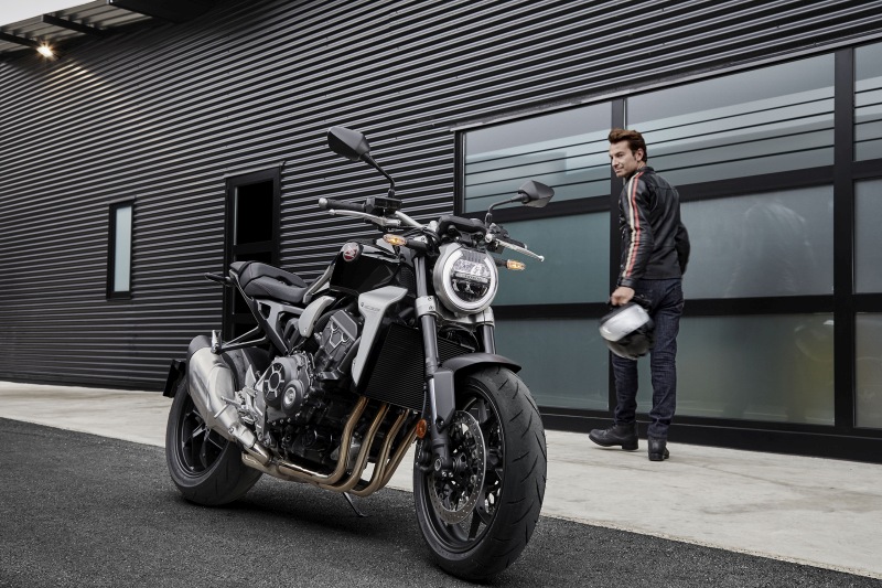 Honda, Spor Naked ailesinin en güçlüsü CB1000R Türkiye'de