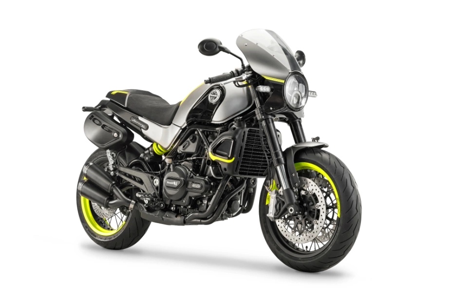 Benelli Leoncino 500 Sport