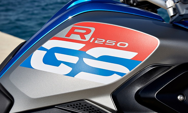 2019, 134bhp, BMW R1250GS ve R1250GS Adventure'ın teknik detayları açıklandı
