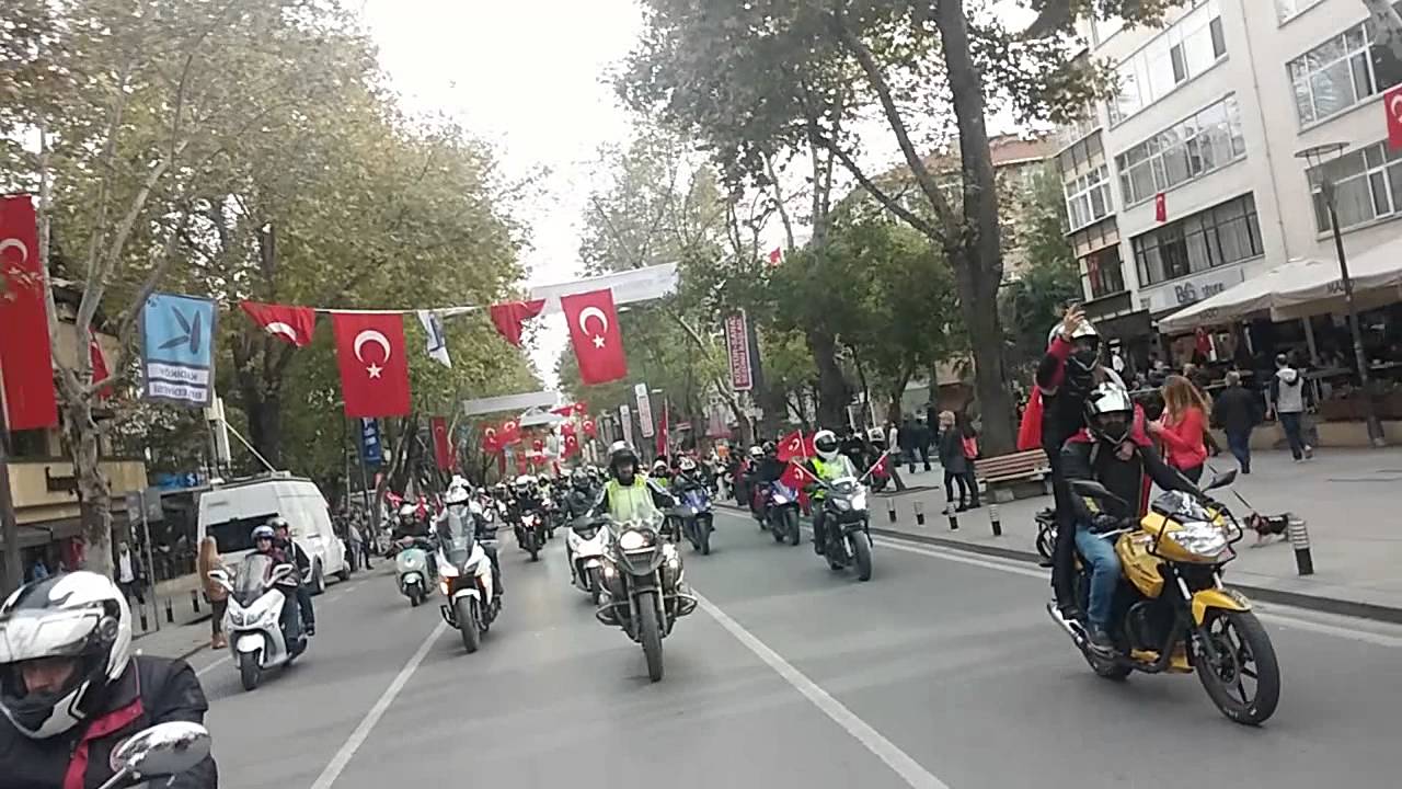 29 EKİM CUMHURİYET KORTEJİNDE BULUŞALIM