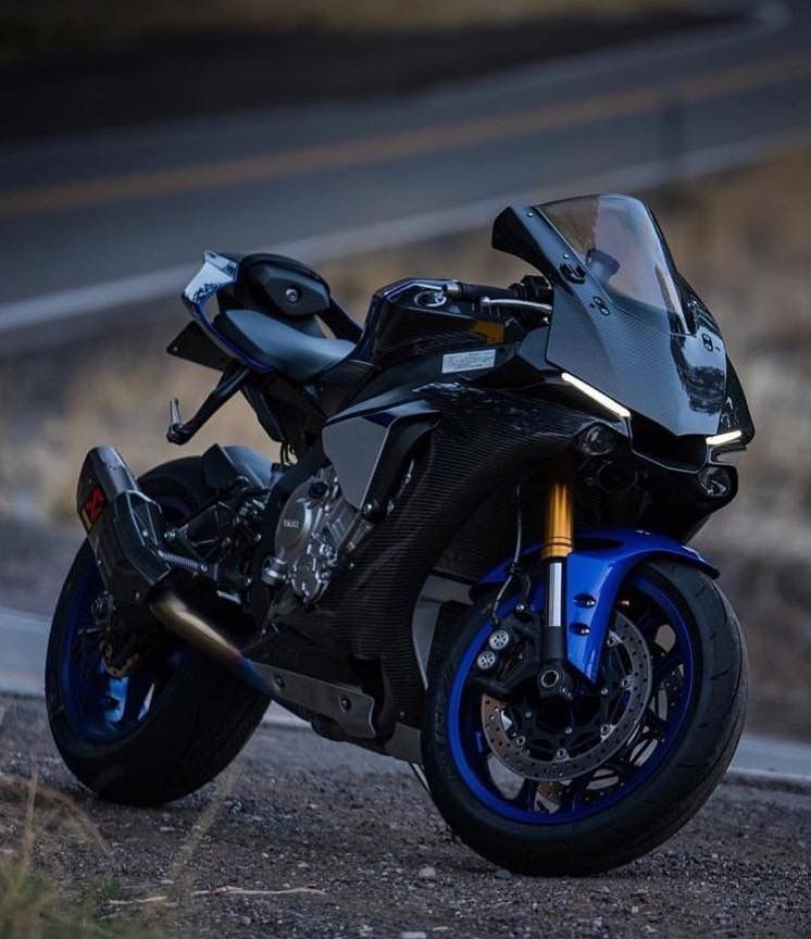 Yamaha R6 fotoğrafları