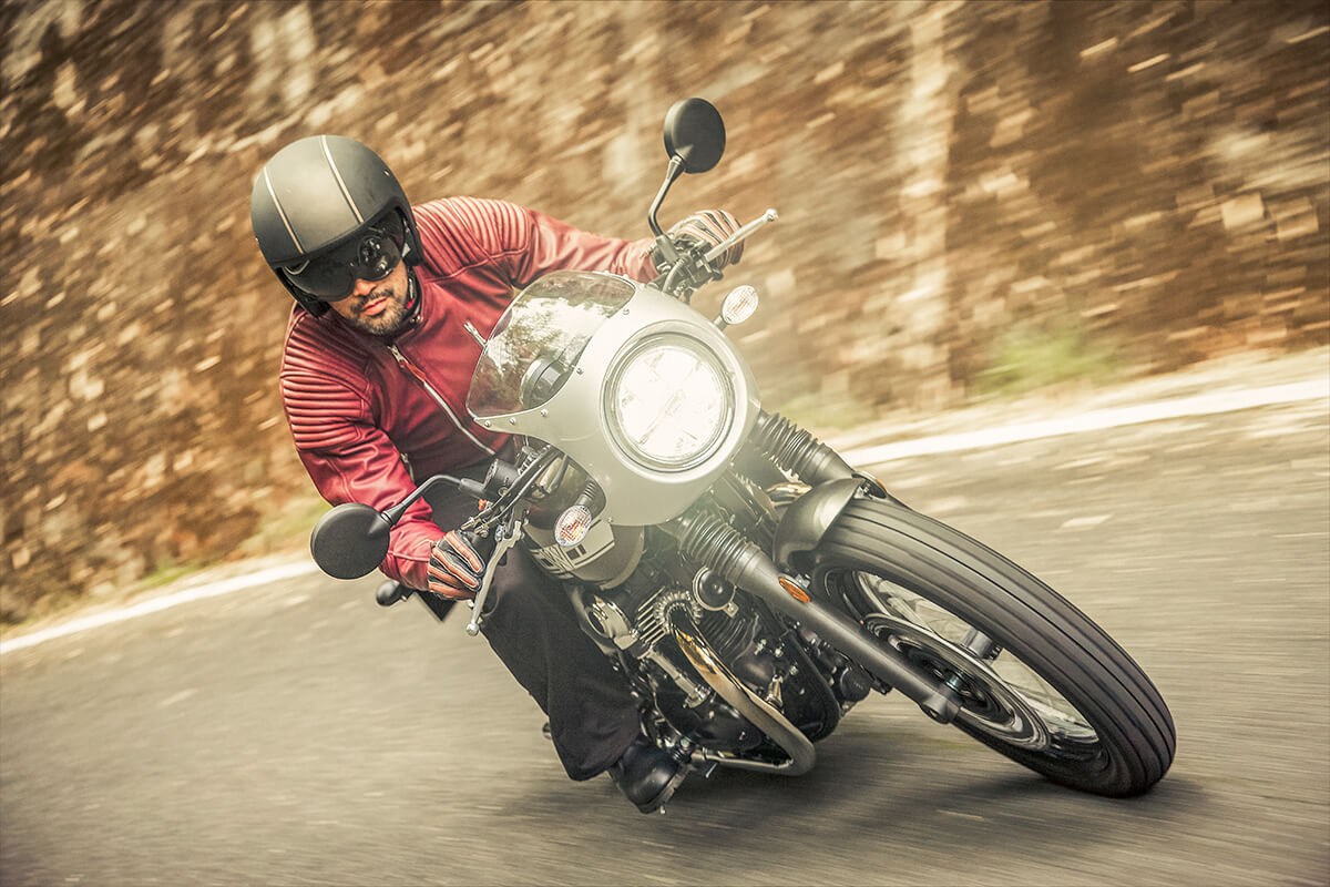 2019 Kawasaki W800 Cafe İnceleme