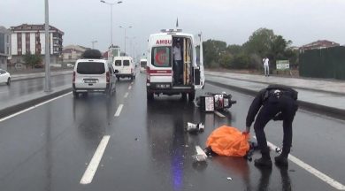 Motosikletli genç feci şekilde can verdi