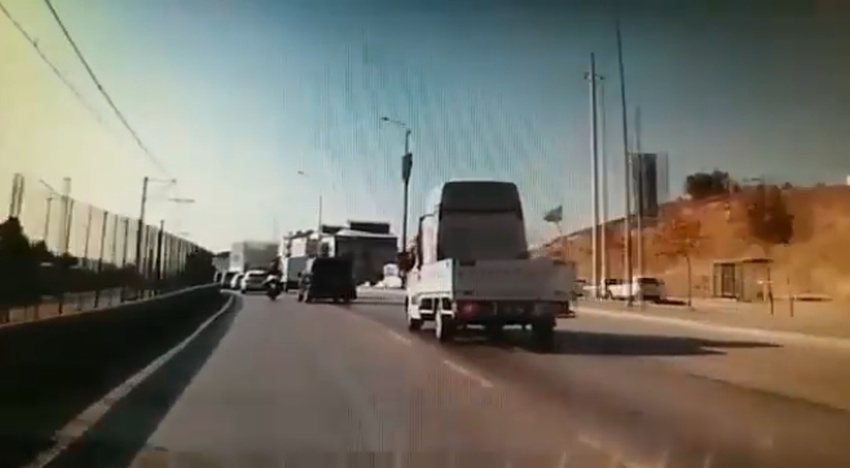 Sensin Tehlikeli