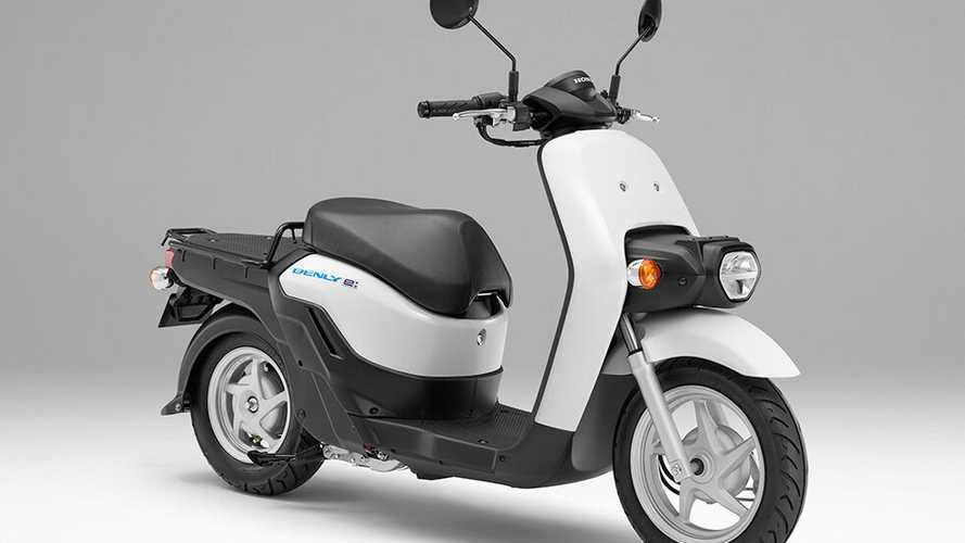 Honda Elektrikli Benly Scooter'larını Piyasaya Sunuyor