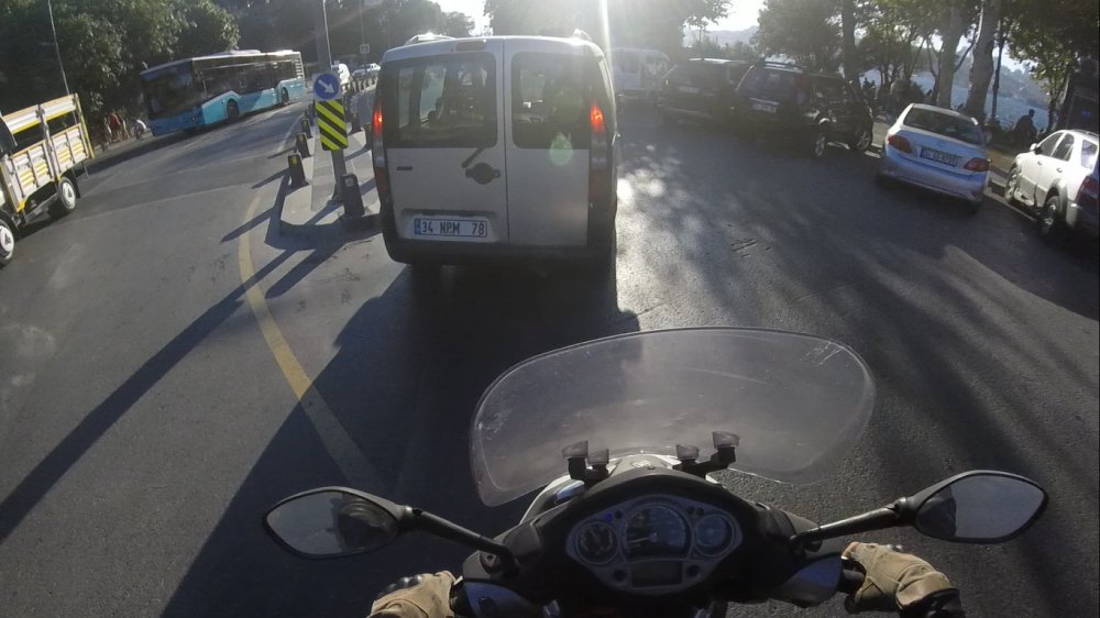 Motosiklet ile Sert Frenlemede Uzmanlaşma