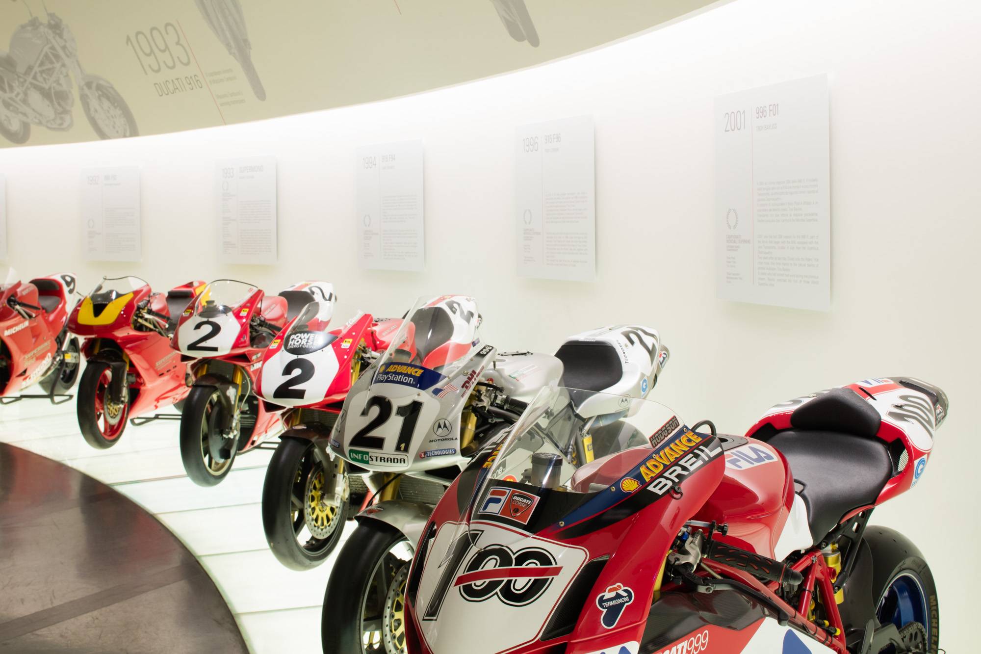 Ducati, Moto Guzzi ve Vespa müzelerini kapattı