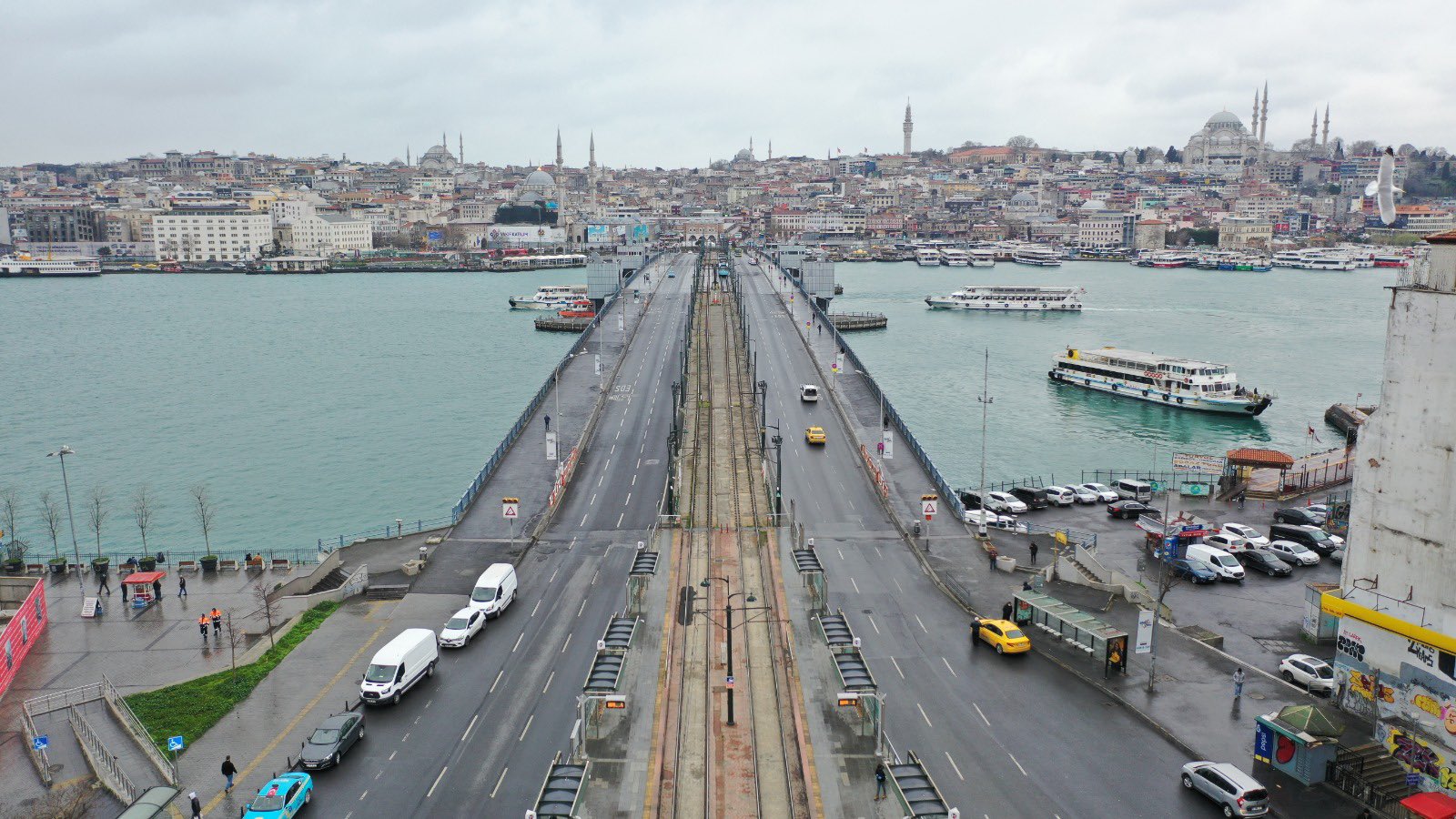 Bugün, İstanbul; Corona Etkisini Görün