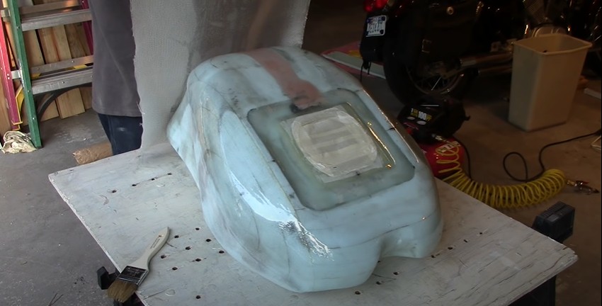 Fiberglass Motosisklet Benzin Deposu Üretmek