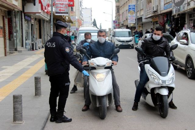 Motosiklet Sürücülerine Sosyal Mesafe Kuralı Geldi