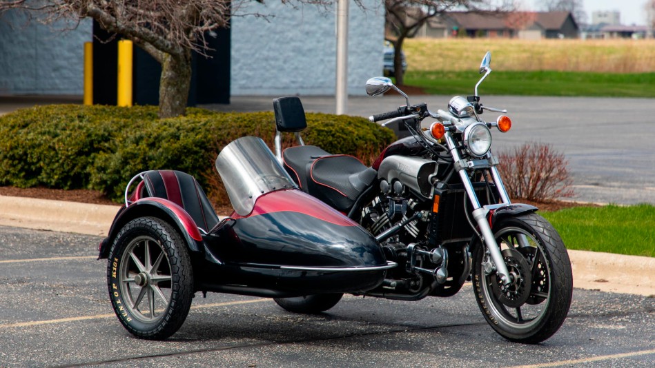 1986 YAMAHA V-MAX Sepetli