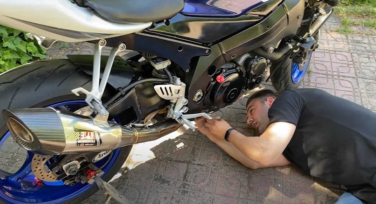MOTOSİKLET YAĞ VE YAĞ FİLTRESİ DEĞİŞİMİ NASIL YAPILIR?