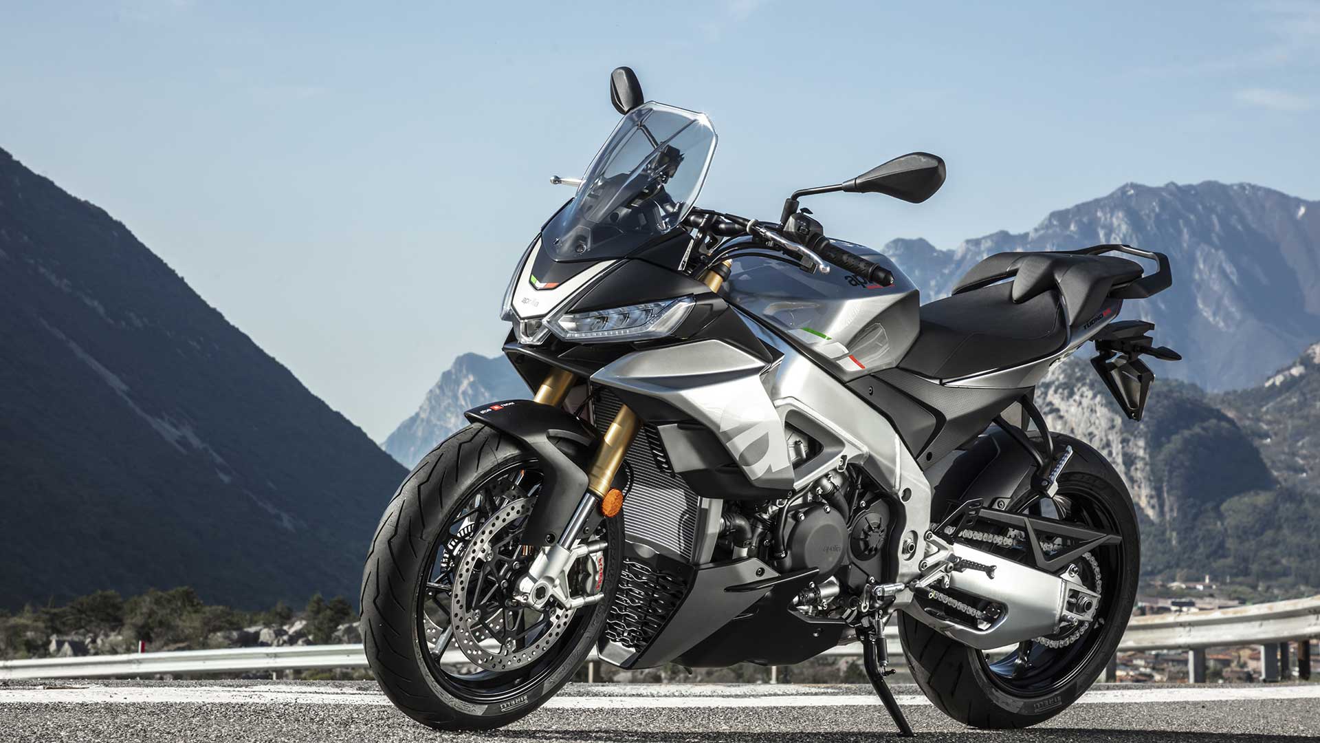 2021 Aprilia Tuono V4 1100 Factory İnceleme