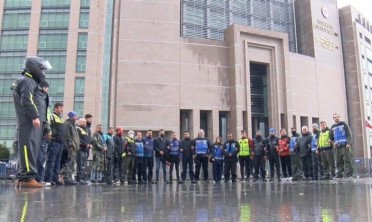 Motorlu kuryelerin isyanı: Hız puanlaması ölümdür