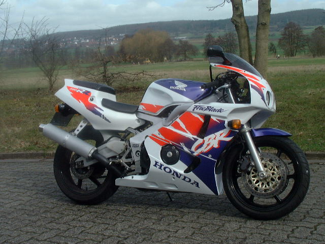 Honda CBR400 ilk seri