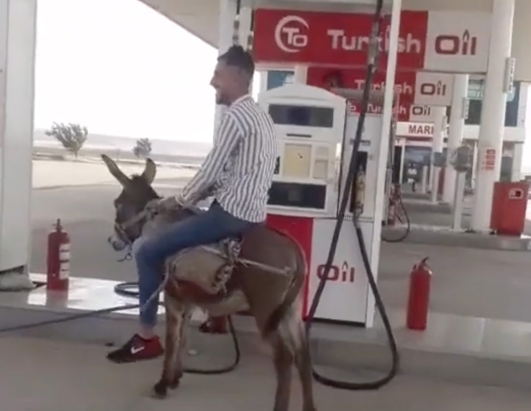 İzahı olmayan şeyin mizahı olur