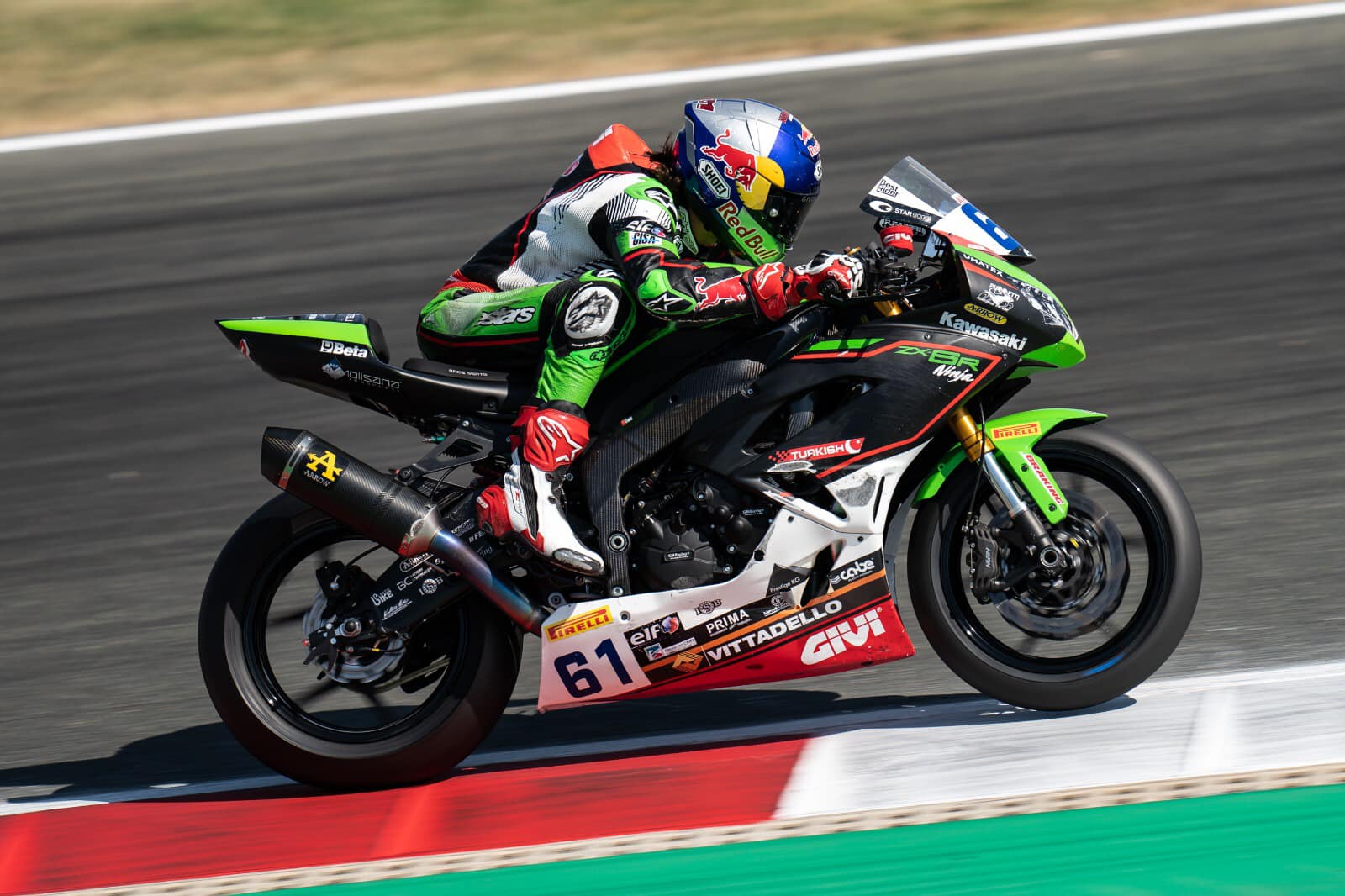 Dünya Superbike yarışı yoğun yağış nedeniyle yarın saat 06.00'ya ertelendi
