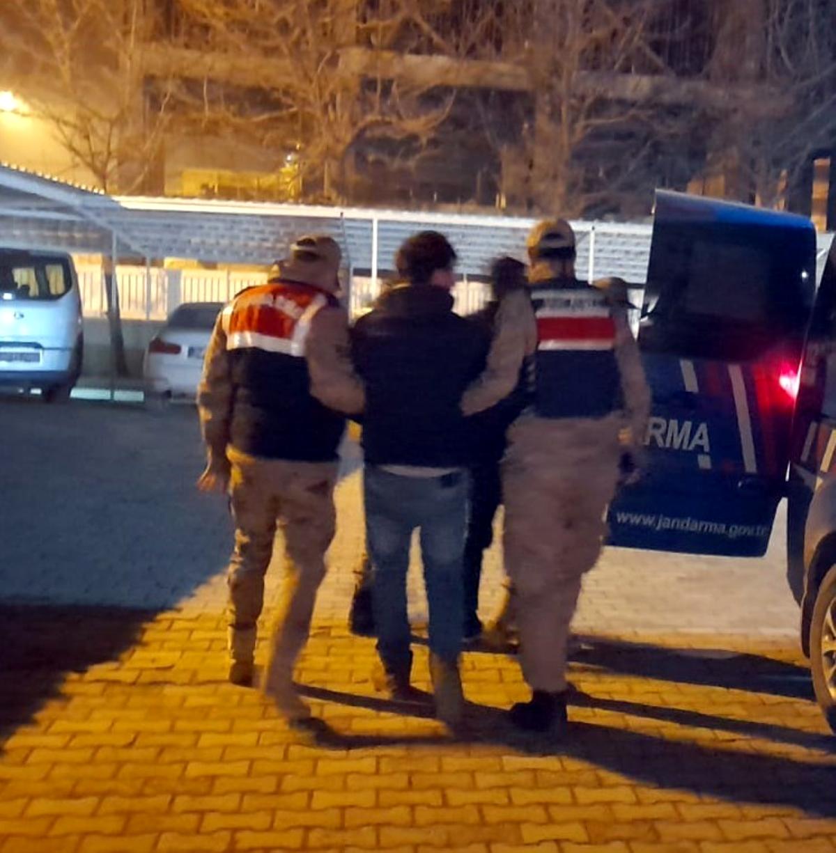 Hırsızları Jandarma Suç Araştırma Timi Yakaladı